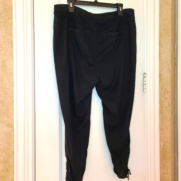 Torrid Premium Cropped Twill Pants with Gathered Ankle Ties - Picture 5 of 11